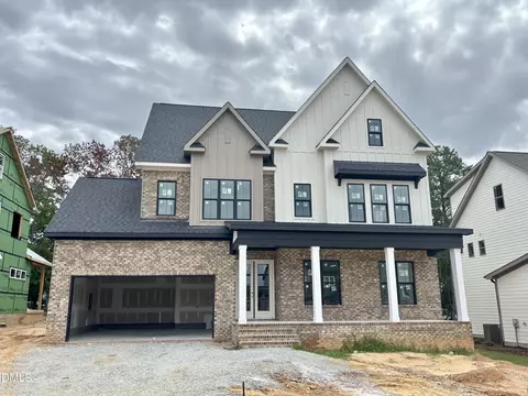 2320 Hilltop Bluffs Ct, Fuquay Varina, NC 27526