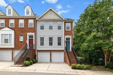 807 Kirkeenan Cir, Morrisville, NC 27560