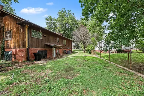 1211 E Willowbrook Dr, Burlington, NC 27215 photo 29