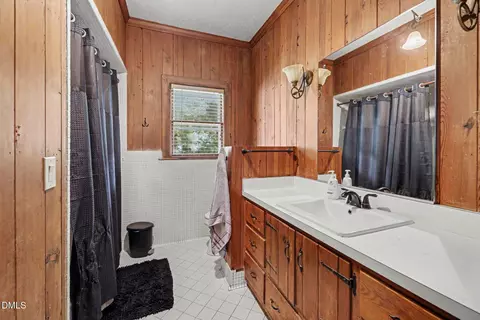 1211 E Willowbrook Dr, Burlington, NC 27215 photo 9