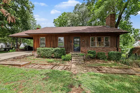 1211 E Willowbrook Dr, Burlington, NC 27215 photo 5