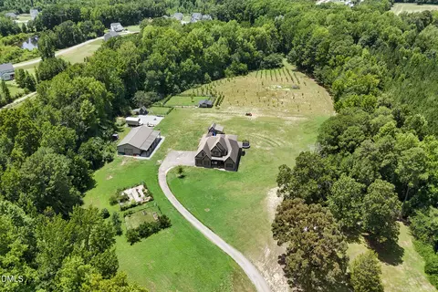 1223 Oakridge Duncan Rd, Fuquay Varina, NC 27526