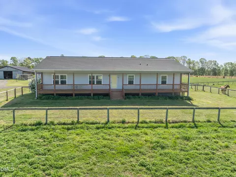 520 Plainfield Church Rd, Siler City, NC 27344