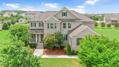 3801 Hickory Manor Dr, Apex, NC 27539