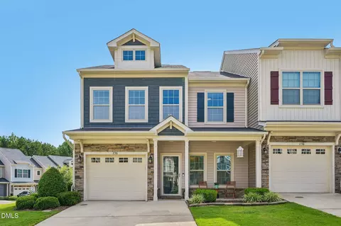 238 Beaconwood Ln, Holly Springs, NC 27540