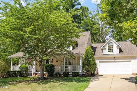 205 Hickory Glen Ln, Holly Springs, NC 27540