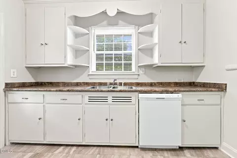 Kitchen - 116 Davidson Ave, Durham, NC 27704 photo 1 of 3
