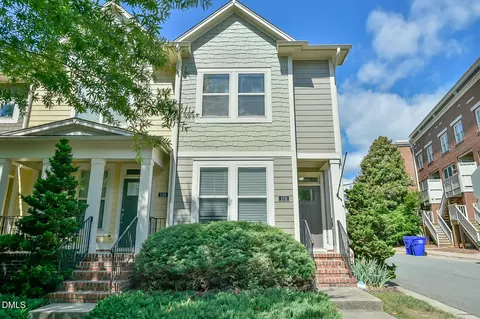 106 Kiley St, Chapel Hill, NC 27516