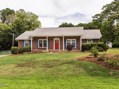 4507 Eldorado Dr, Greensboro, NC 27406