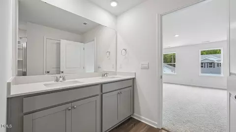 Entry Way - 78 Richmond Run, Stem, NC 27581 photo 7 of 10