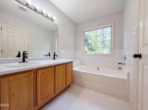 Bath - 305 Brims Way, Garner, NC 27529 photo 3 of 3