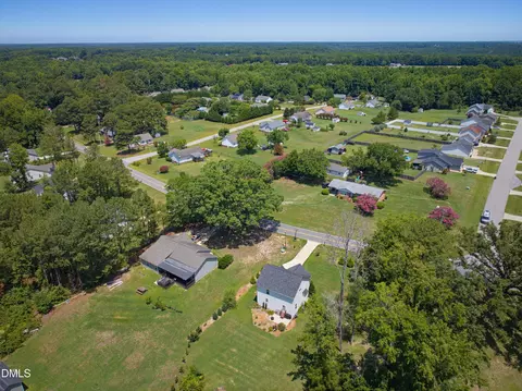 View/Area - 582 Roberts Rd, Willow Spring, NC 27592 photo 8 of 9