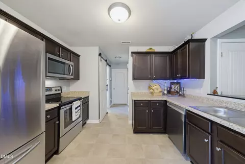 Kitchen - 582 Roberts Rd, Willow Spring, NC 27592 photo 4 of 4