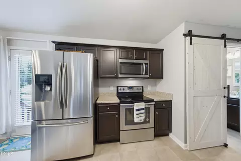 Kitchen - 582 Roberts Rd, Willow Spring, NC 27592 photo 2 of 4