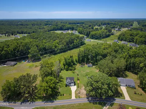 View/Area - 582 Roberts Rd, Willow Spring, NC 27592 photo 6 of 9