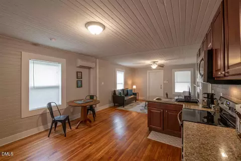 1204 Cornell St, Durham, NC 27707 photo 4