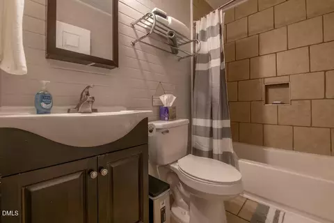 1204 Cornell St, Durham, NC 27707 photo 6