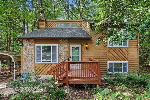 4232 Labrador Dr, Raleigh, NC 27616