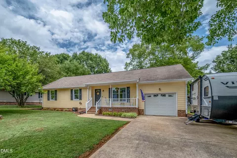 114 N Overland Dr, Mebane, NC 27302
