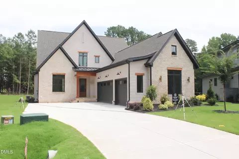 15 Geranium Dr, Youngsville, NC 27596