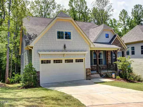 39 Breton Dr, Clayton, NC 27527