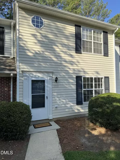 5553 Fieldcross Ct, Raleigh, NC 27610