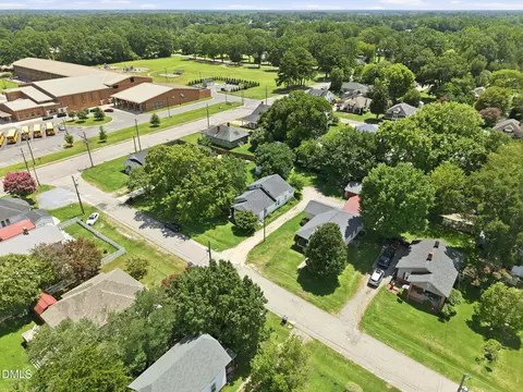 View/Area - 307 E F St, Erwin, NC 28339 photo 2 of 2