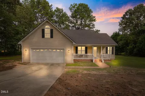 299 Park Ln, Coats, NC 27521