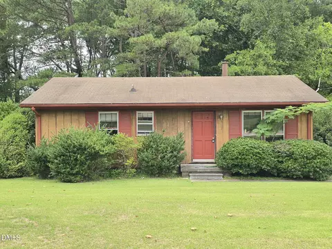 140 Evans Rd, Henderson, NC 27537