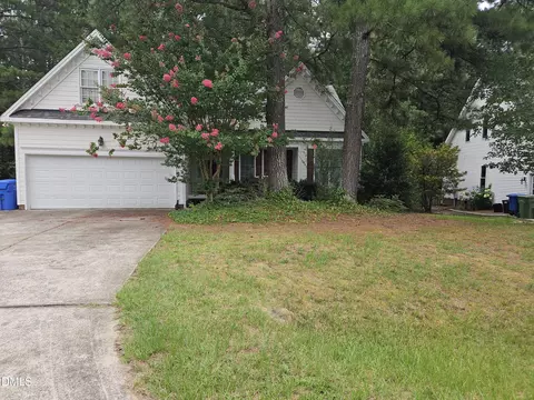 1107 Secotan Pl, Fuquay Varina, NC 27526