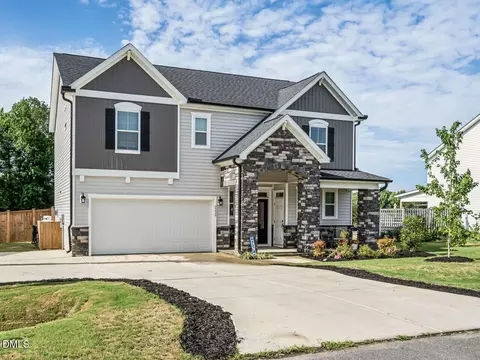 Exterior - 2229 Bonnie St, Willow Spring, NC 27592 photo 2 of 5