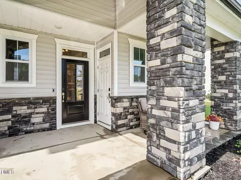 Exterior - 2229 Bonnie St, Willow Spring, NC 27592 photo 3 of 5