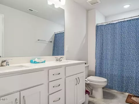 Bath - 2229 Bonnie St, Willow Spring, NC 27592 photo 4 of 4