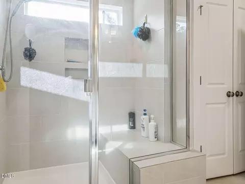 Bath - 2229 Bonnie St, Willow Spring, NC 27592 photo 3 of 4