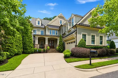 3709 Rolston Dr, Raleigh, NC 27609
