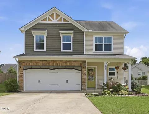 1922 Hinswood Cir, Fuquay Varina, NC 27526