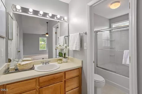 Bath - 6 Sugar Maple Ct, Durham, NC 27703 photo 1 of 2