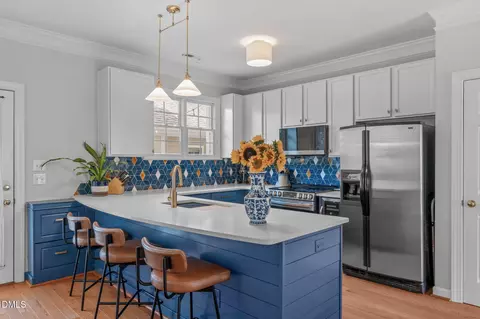 211 Madison Grove Pl, Cary, NC 27519