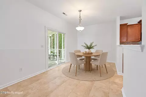 Dining - 817 Edgeware Way, Wake Forest, NC 27587 photo 4 of 4