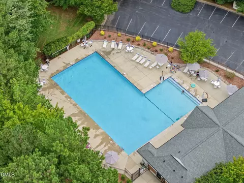 Exterior - 817 Edgeware Way, Wake Forest, NC 27587 photo 10 of 11