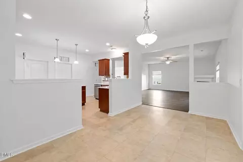 Entry Way - 817 Edgeware Way, Wake Forest, NC 27587 photo 3 of 5