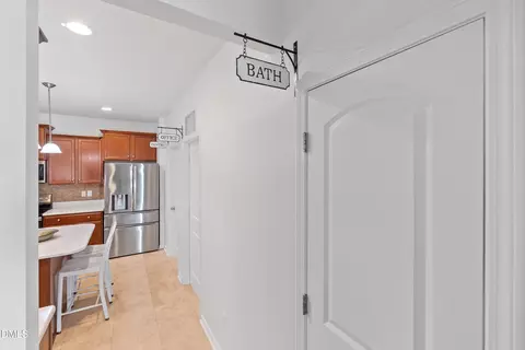Entry Way - 817 Edgeware Way, Wake Forest, NC 27587 photo 5 of 6