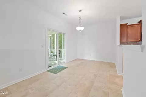 Dining - 817 Edgeware Way, Wake Forest, NC 27587 photo 1 of 7