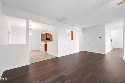 Entry Way - 817 Edgeware Way, Wake Forest, NC 27587 photo 4 of 6