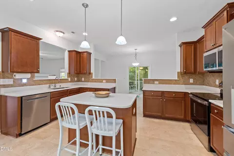 Kitchen - 817 Edgeware Way, Wake Forest, NC 27587 photo 9 of 9