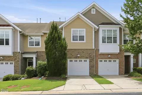 9137 Wooden Rd, Raleigh, NC 27617