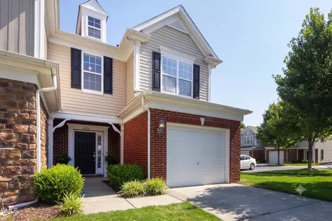 8702 Owl Roost Pl, Raleigh, NC 27617
