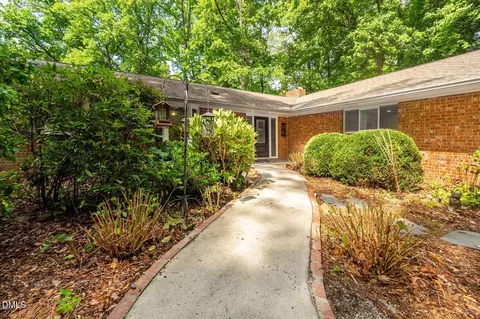 508 Hawthorne Ln, Chapel Hill, NC 27517