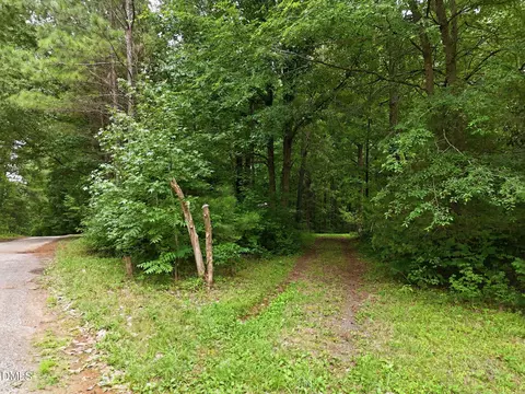 2656 Goldstone Dr, Oxford, NC 27565