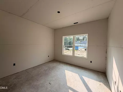 Bedroom - 1702 Walnut Run Dr, Deep Run, NC 28525 photo 1 of 3